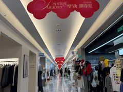 -广州白马服装市场