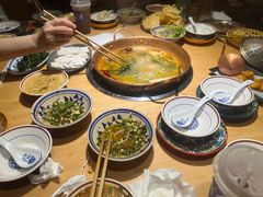 -洱火云南酸菜牛肉火锅(石景山当代商城店)