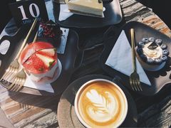 -UNI UNI(环亚凯瑟琳店)