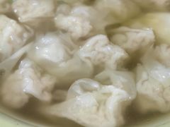 -张阿三馄饨店