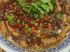 -鲁班小馆(政四街店)