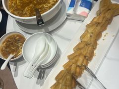 -皇城根·鲁菜济南菜·吊炉烤鸭·炒鸡鱼头(济南旗舰店)