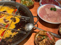 -周小明火锅(黑金冠社区店)