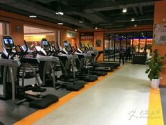 -健变健身俱乐部(前海天虹商场店)