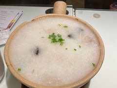 -新大咀港式茶餐厅(宝山万达店)