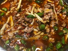 -兔行天下-鸿鹤鲜锅兔(中海国际店)