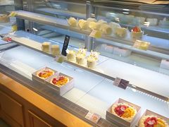 面包甜点陈列柜-蒲公英(象山北路店)