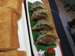 生煎韭菜饺-赏点粤式点心(广州塔店)