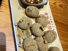 -野山舂·贵州现舂酸汤火锅(鸿通城店)