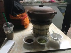 连州果园鸡-威邵鸡煲(西华路总店)