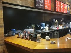 -星巴克(东莞常平富盈广场店)