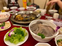 -山城年华老火锅(玉林店)