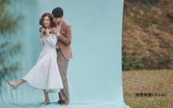 现代简约-巴黎婚纱摄影工作室