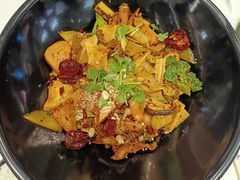 -醉人椒麻辣香锅(王府井喜悦店)