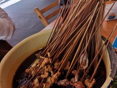-拈签一笑黄牛肉辣卤串串