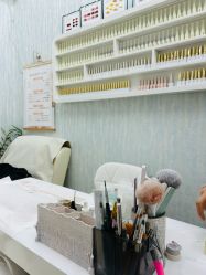-赢韵美甲美睫瑞士净斑中心
