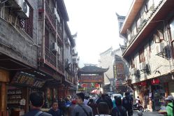 -凤凰县苗族银饰锻制技艺传习所