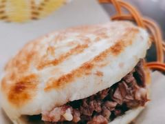 -贾家驴肉火烧(燕山店)