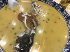 鱼头汤-大鸿运酒店·苏州菜·松鼠桂鱼(观前街店)