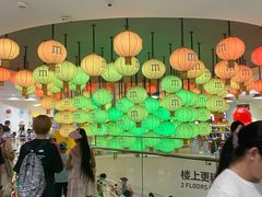 -m豆巧克力世界(上海世茂广场店)