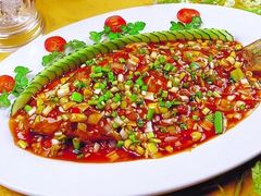 -小凤庭·地道湖北菜武昌鱼·藕汤(38年黄鹤楼店)