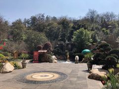 -七彩云南古滇温泉山庄