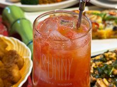 -月亮眼花园餐厅书吧酒吧