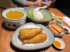 -蟹黄鱼·海派深夜面馆(巨鹿路店)