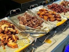 -鑫海汇海鲜烤肉火锅自助(七彩城店)