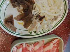 -四囍码头海鲜烧烤自助火锅(外滩南京东路悦荟广场店)