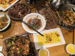 -隔壁老王·家常云南菜(花巷店)