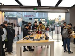 -DJI大疆(深圳华强北曼哈授权体验店)