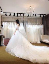 -LOVE SHINE婚纱·红鼎庄龙凤褂·妈妈装定制