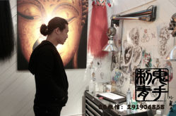 -鬼手纹身小鬼店