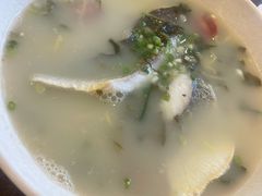 -玖鲜小笼(中山广场店)