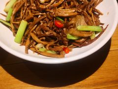 -江渔儿酸菜鱼(东二环泰禾店)