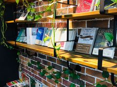 -晓风书屋(大学路店)