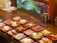 -银米·云南传统过桥米线(双廊黑金冠店)