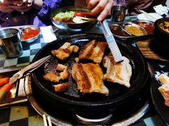 -韩红石板肉(范西路店)