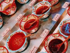 -老牌坊云南鱼豆花火锅(哈西万达店)