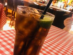 -鲨鱼美式餐厅酒吧Sharky