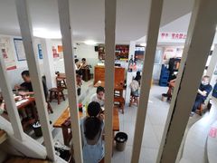 -宝瑞门钉肉饼店