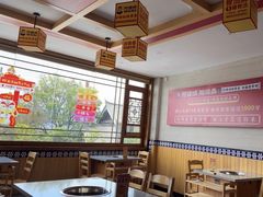 -阿婆情腊排骨火锅(金虹路店)