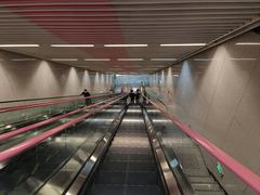 -红土地(地铁站)