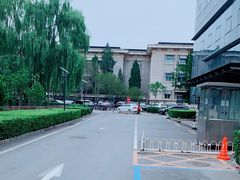 -北京积水潭医院-停车场