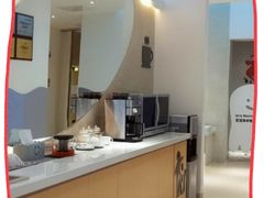 -水孩子国际儿童游泳早教中心(吾悦旗舰中心)