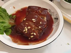 松仁樱桃肉-大鸿运酒店·苏州菜·松鼠桂鱼(观前街店)
