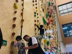 -ROCKPLUS攀岩馆(环宇城店)