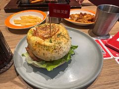 -必胜客(海雅PH店)