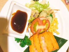 -万岁料理回转寿司(华贸店)